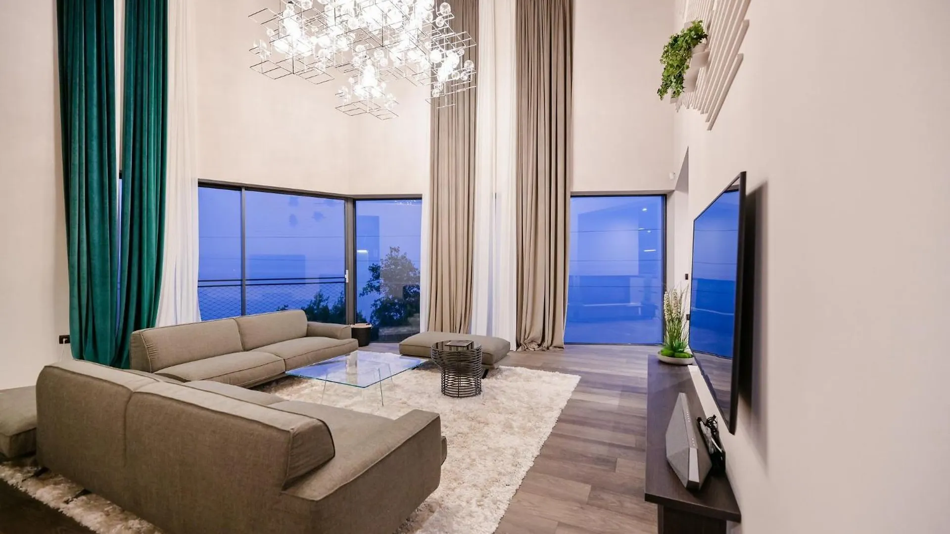 Sensational Istria Villa Villa Scenice Platinium 5 Bedrooms Stunning Sea Views Sauna And Gym Opatija Kroatië